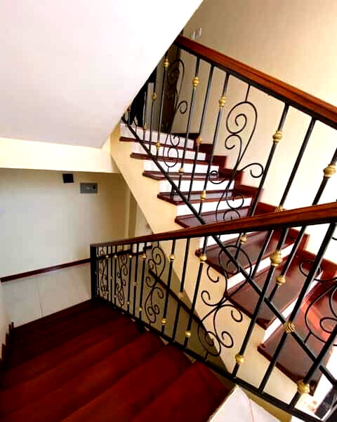 Half Acre Luxury Home at KSh 280K