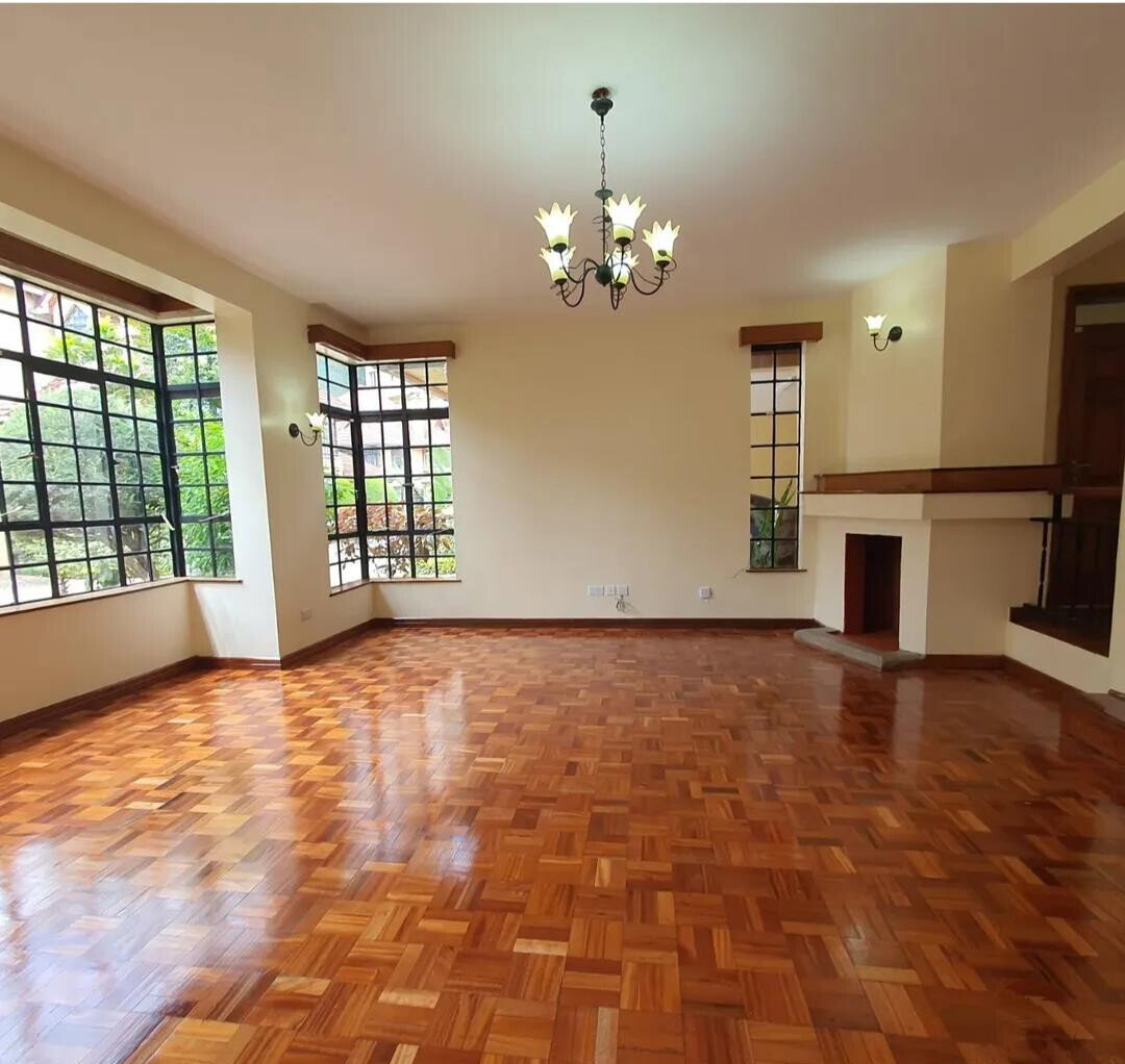 5BR All-Ensuite Townhouse with Fireplace & Study - Kileleshwa