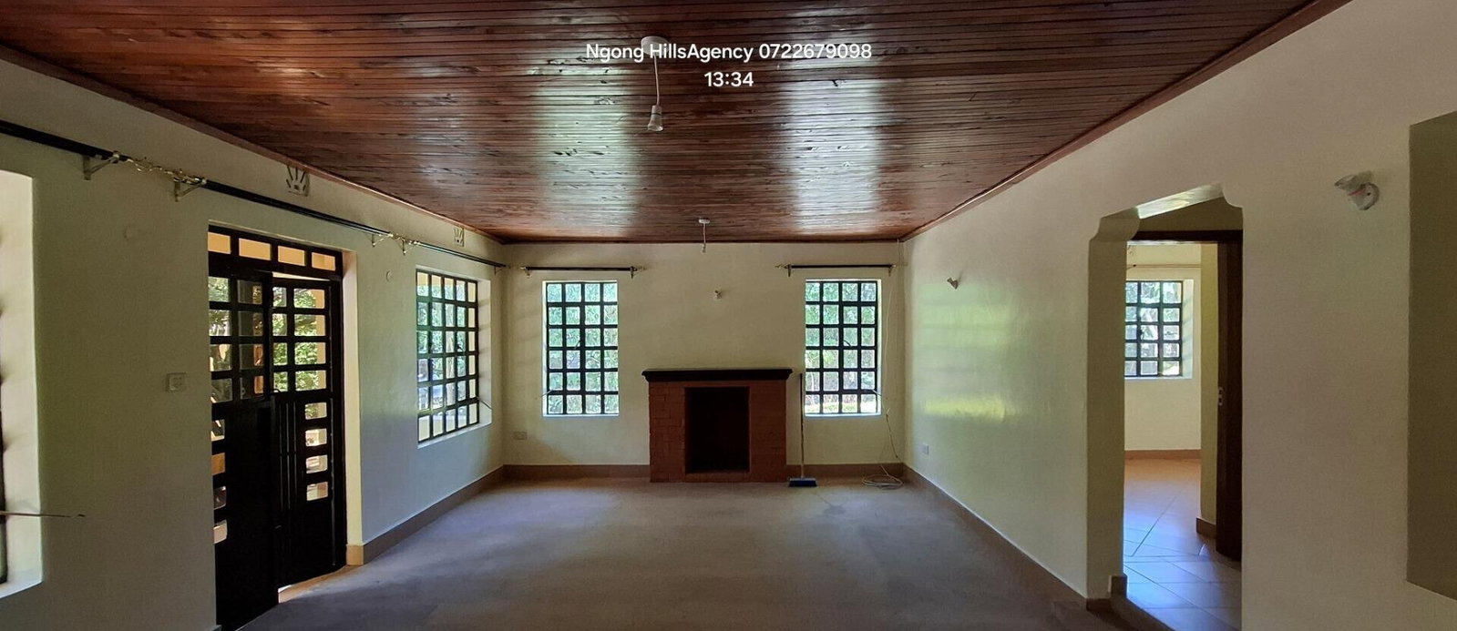 Quarter Acre 5BR House with Garden