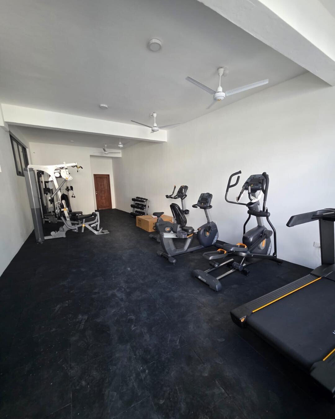 3BR with DSQ, Balcony in Every Room & Pool - Nyali, Mombasa
