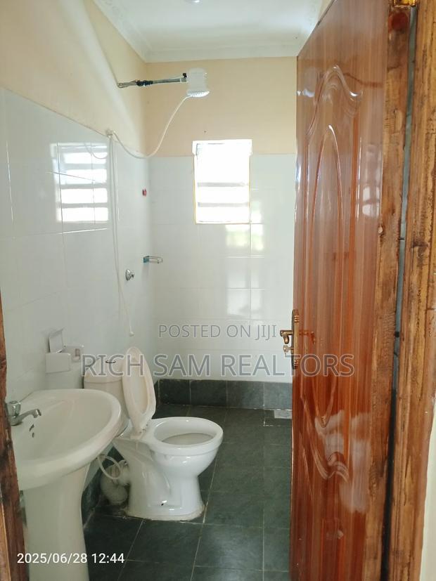 3bdrm House in Ngata Verovian, Nakuru Town West for sale