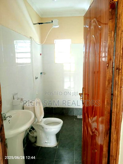 3bdrm House in Ngata Verovian, Nakuru Town West for sale - Image 6