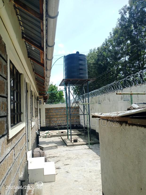 3bdrm House in Ngata Verovian, Nakuru Town West for sale