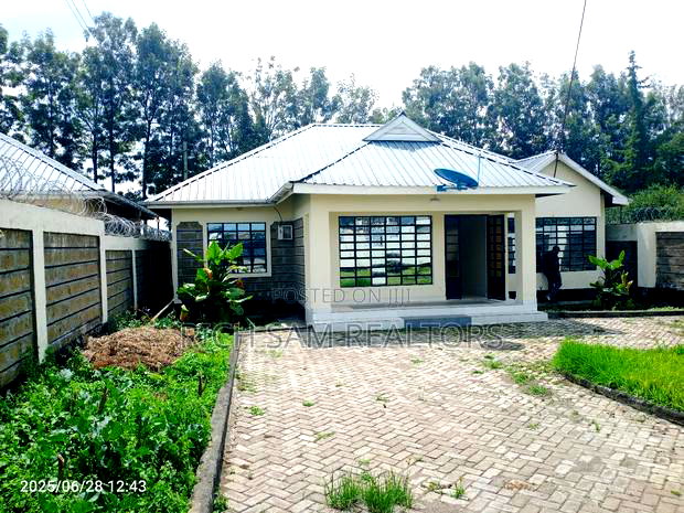 3bdrm House in Ngata Verovian, Nakuru Town West for sale