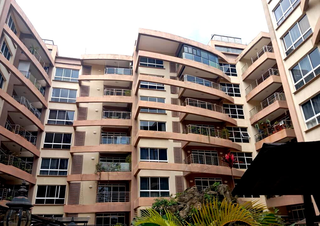 5-Ensuite Apartment with City Views & Resort Amenities - Spring Valley