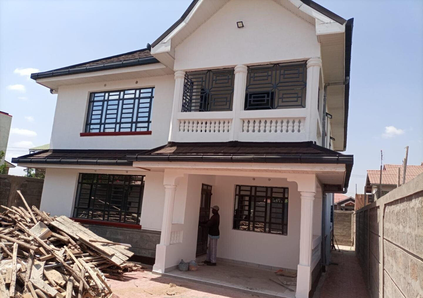 4BR All-Ensuite Townhouse on 40x80 – Super Highway, Ruiru
