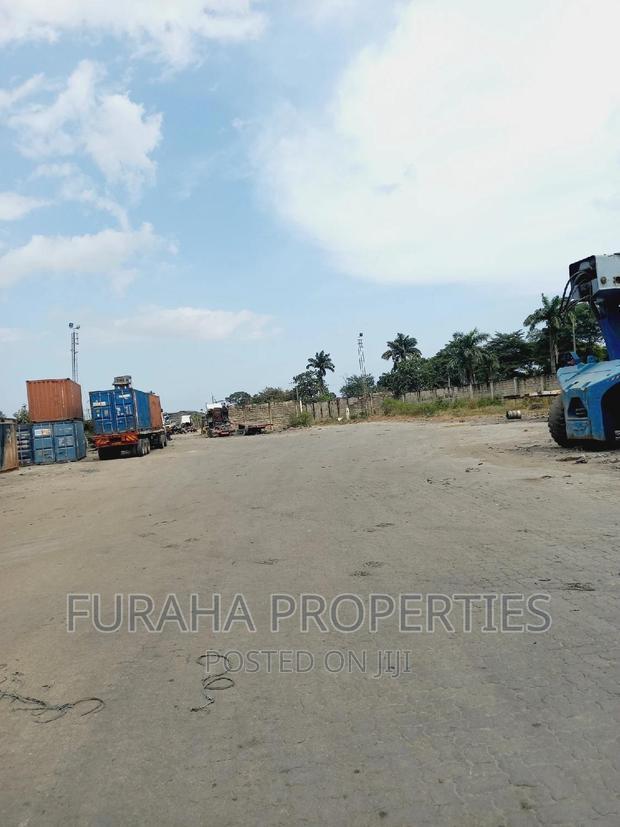 Yard to Let Changamwe.