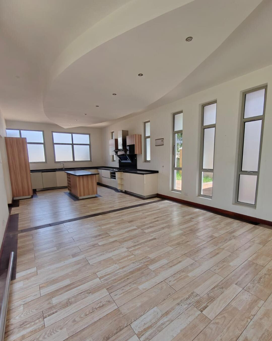 1/2 Acre 5BR Haven at KSh 640K