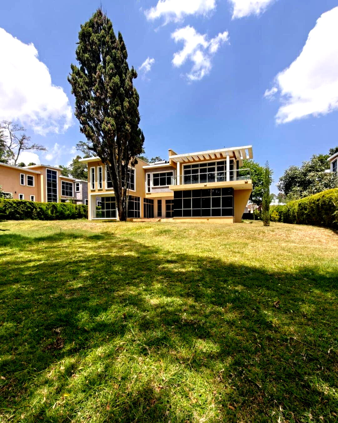 1/2 Acre 5BR Haven at KSh 640K