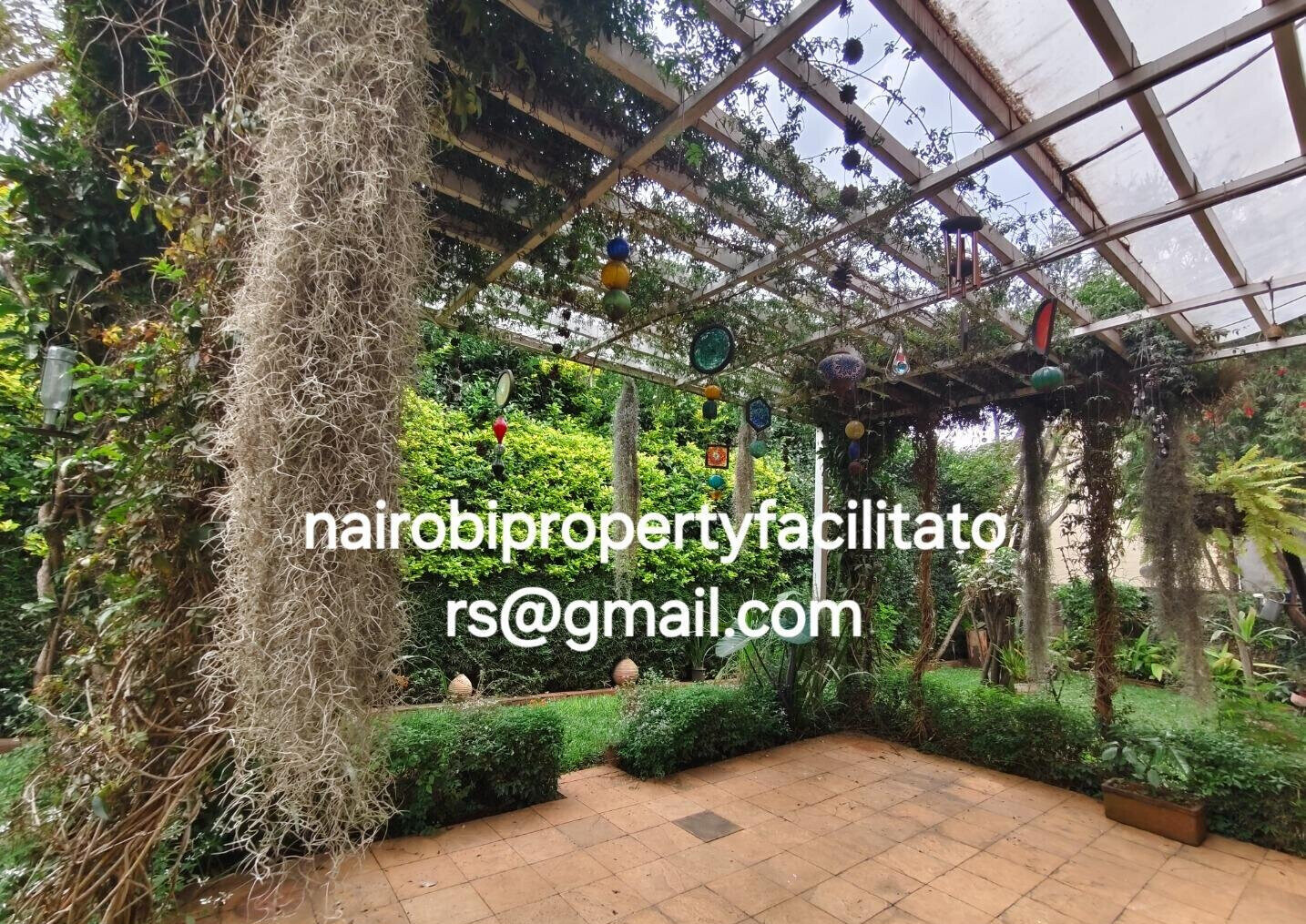 High-Timber Ceilings & Private Garden Townhouse - Lavington