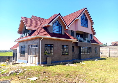 1/2 Acre 6BR Villa in Ndumberi