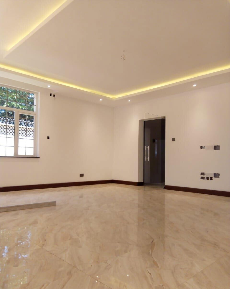 4BR Townhouse with Elevator & His-and-Hers Closets - Kyuna