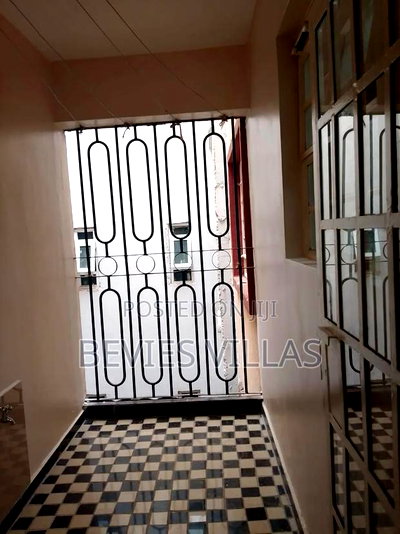 2bdrm Apartment in Parklands for rent - Image 7