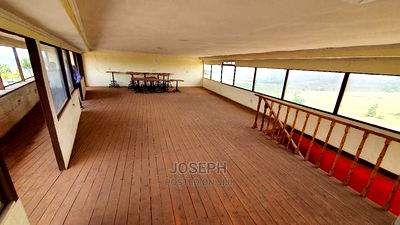 Corner Baridi Kiserian Spacious Restaurant for Sale - Image 7