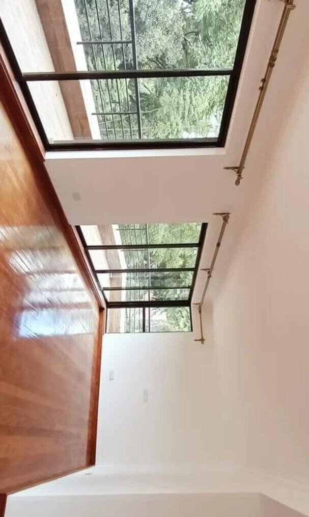 Expansive 4BR Townhouse with Private Garden & DSQ - Kileleshwa