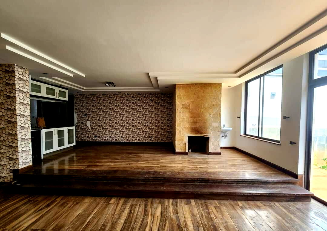 5-Ensuite Townhouse with Shared Pool & Staff Quarters - Lavington