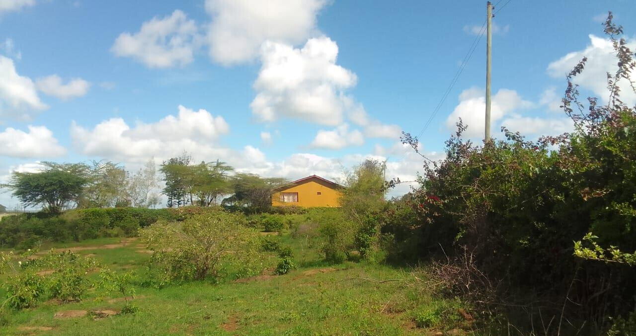 2.5-Acre Plot with Park View - KSh 78M