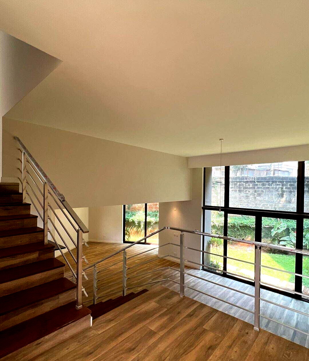 4-Ensuite Townhouse with Rooftop Terrace & DSQ - Lavington