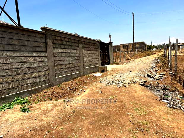 100 X 100ft Fenced Plot for Sale in Kikuyu, Kamangu.