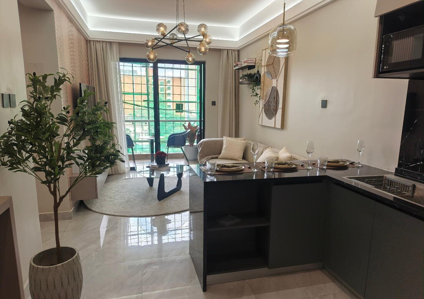 1BR En-Suite with Backup Systems & Borehole – Westlands