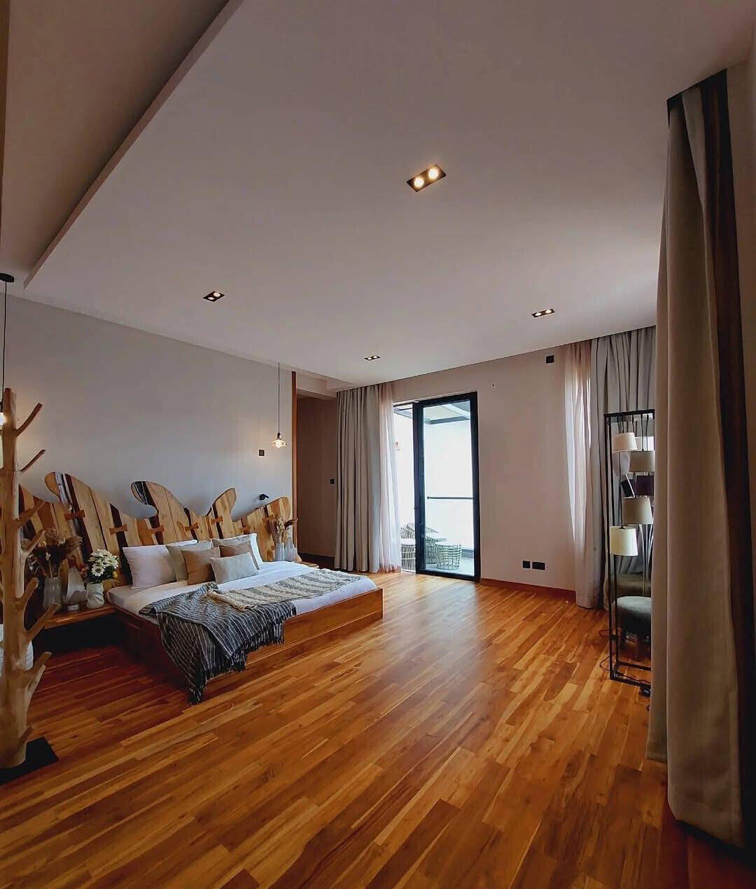 18 Ultra-Premium Villas with Private Gardens - Loresho