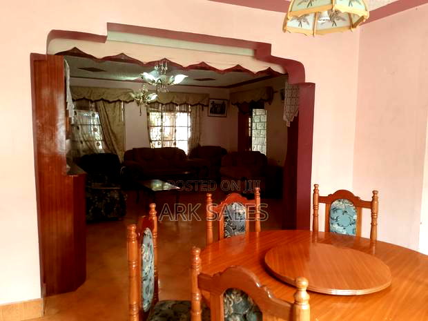 Furnished 7bdrm Maisonette in Tassia for sale
