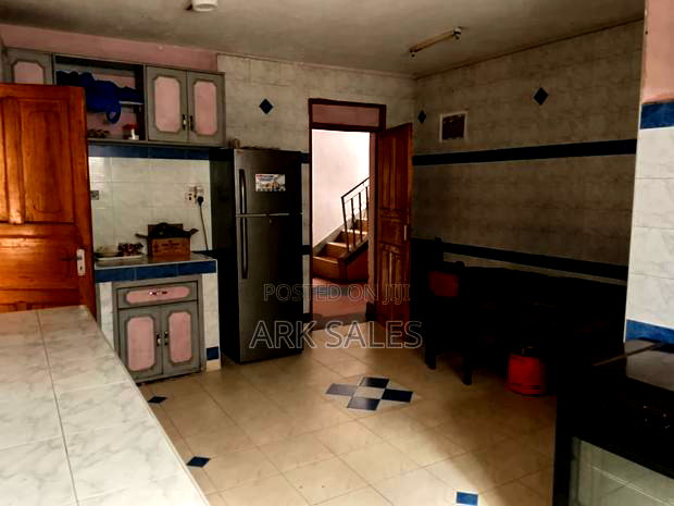 Furnished 7bdrm Maisonette in Tassia for sale