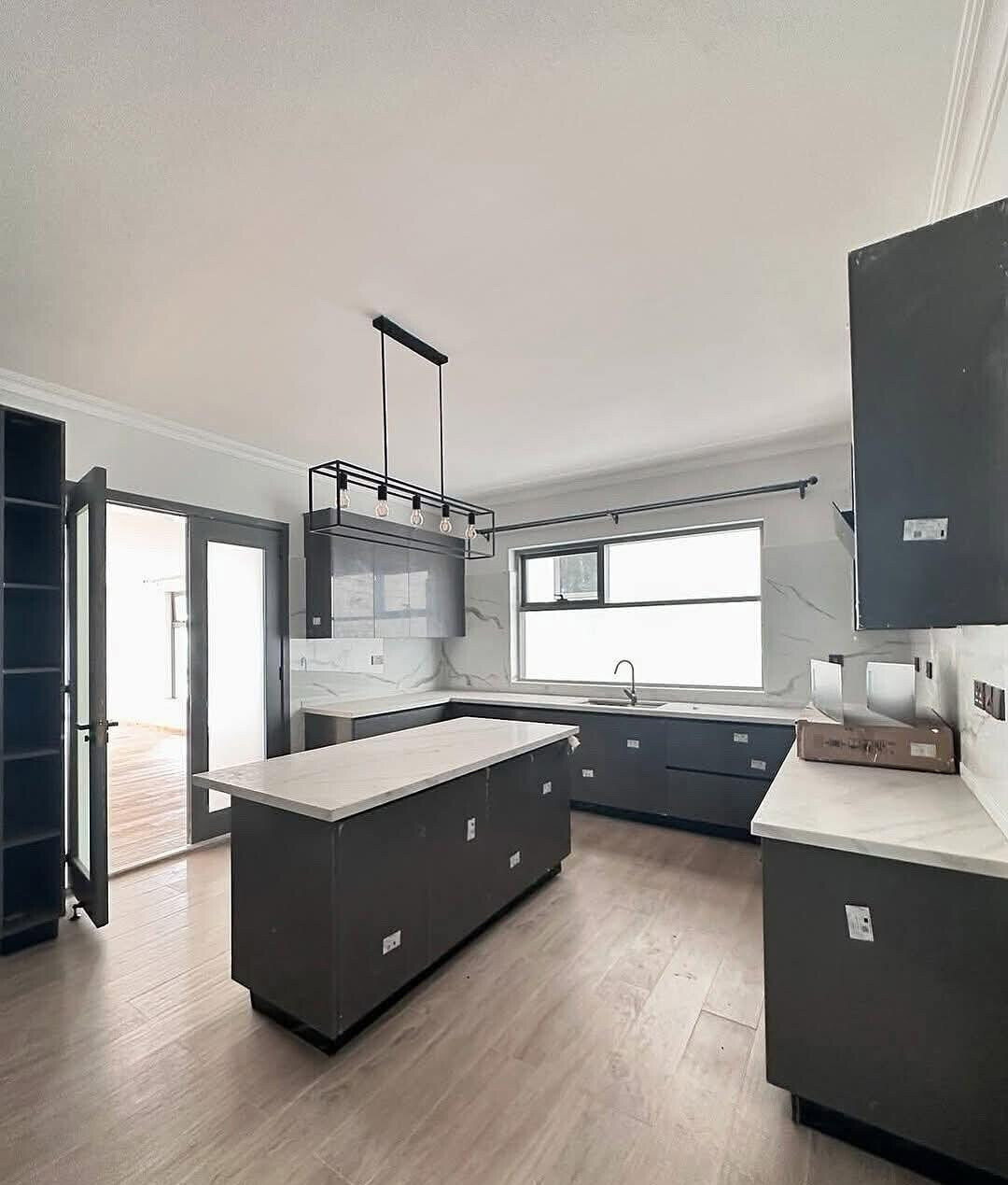 5-Ensuite Townhouse with Rooftop Terrace & Borehole - Lavington