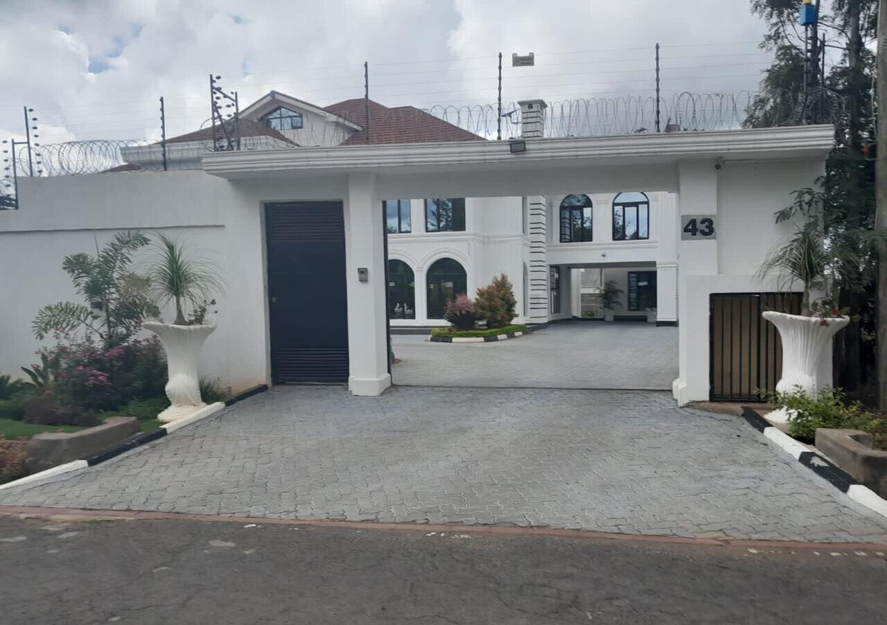 5-Ensuite Villa with Man-Made Dam & Clubhouse – Karen