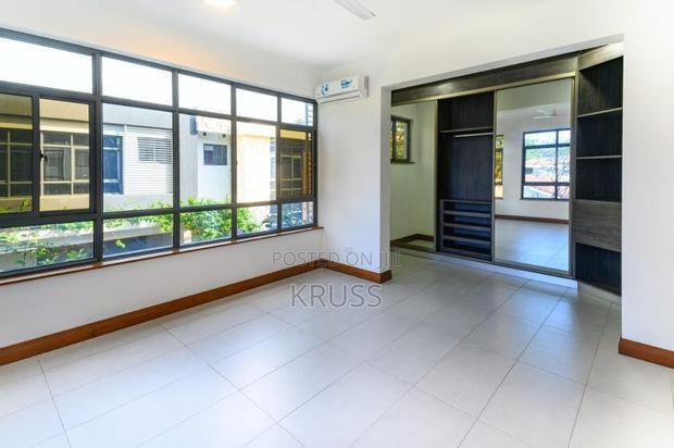 5bdrm Villa in Nyali for rent