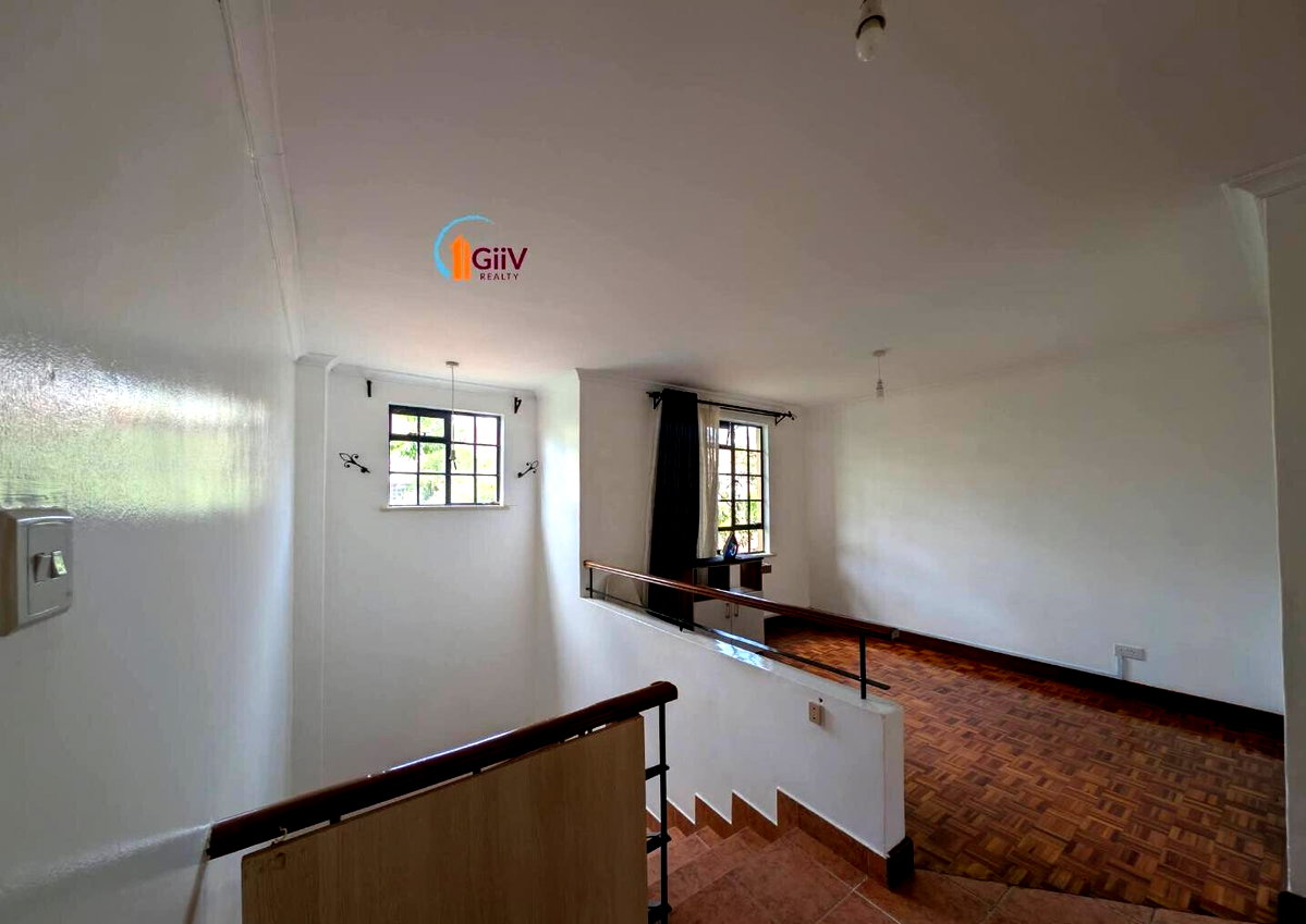 4BR Townhouse with Sunken Living & Private Garden - Loresho