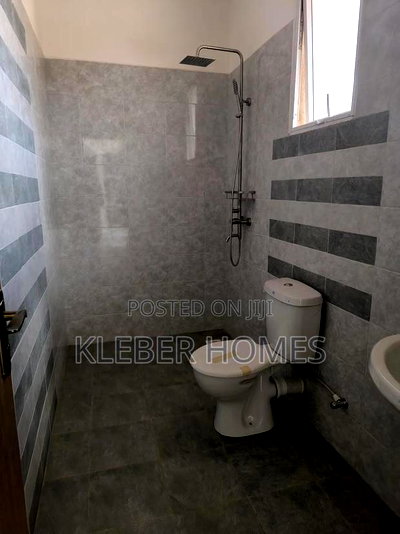 4bdrm Townhouse/Terrace in Rongai for sale - Image 13