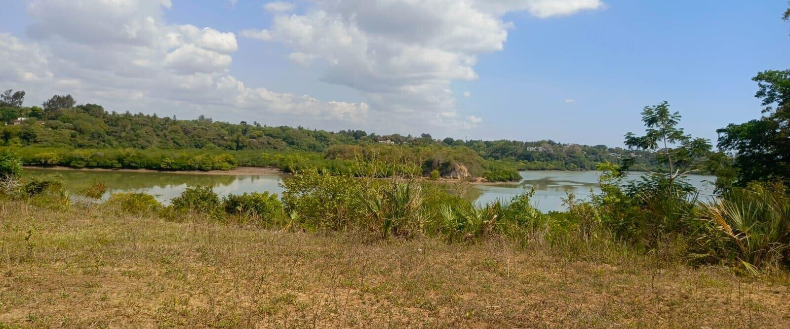 18-Acre Beachfront Plot at KSh 40M