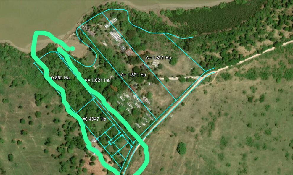 18-Acre Beachfront Plot at KSh 40M