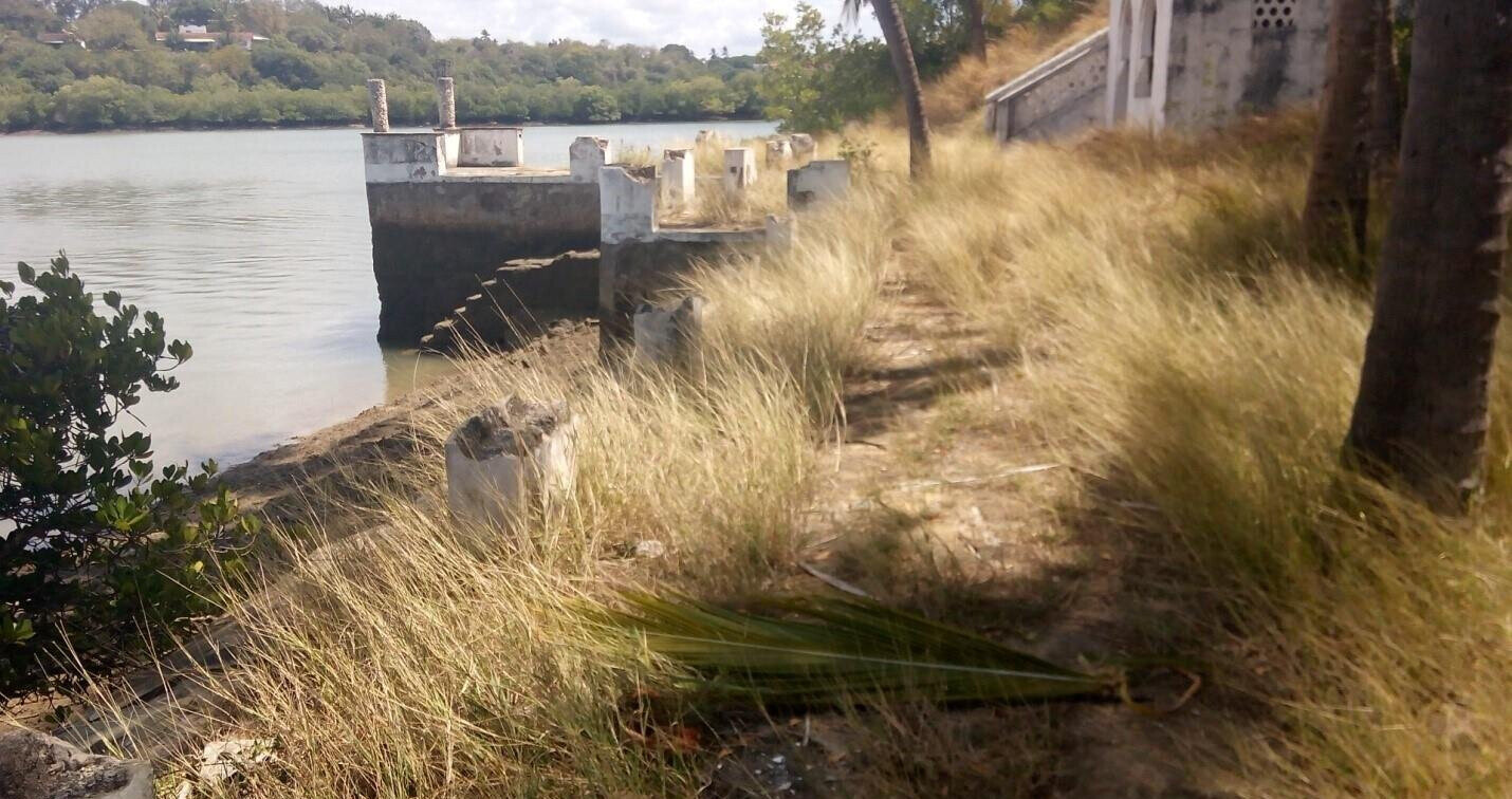 18-Acre Beachfront Plot at KSh 40M