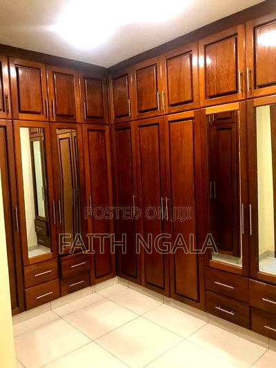 5bdrm Maisonette in Nyali for sale - Image 10