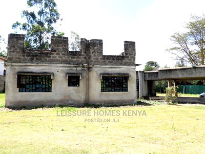 Prime Land at the Heart of Lavington - Image 8