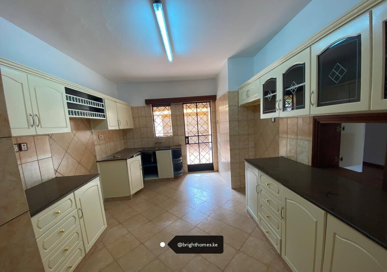Gated Townhouse with Pool & Gym - Lavington