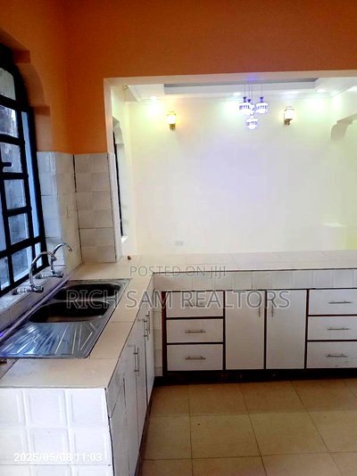 3bdrm Bungalow in Olivin, Kiamunyi for rent - Image 10