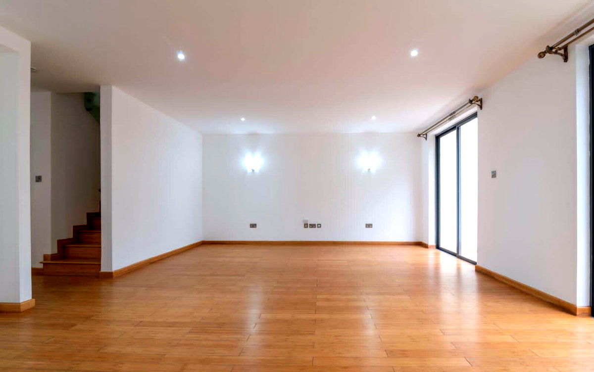 4BR Ensuite Townhouse with Private Garden & Pool Access – Garden Estate
