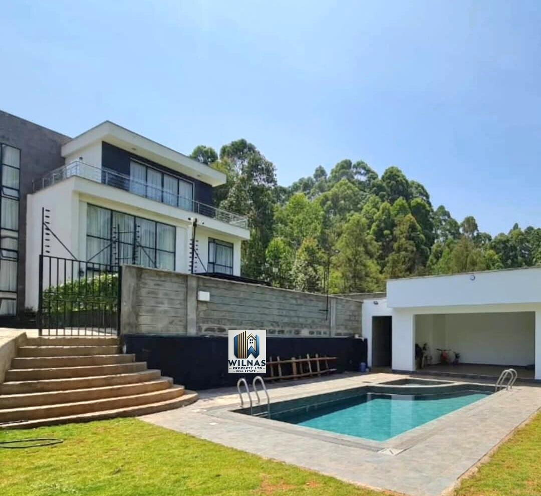 4BR Townhouse with DSQ & Pool Access - Kitisuru Near ISK
