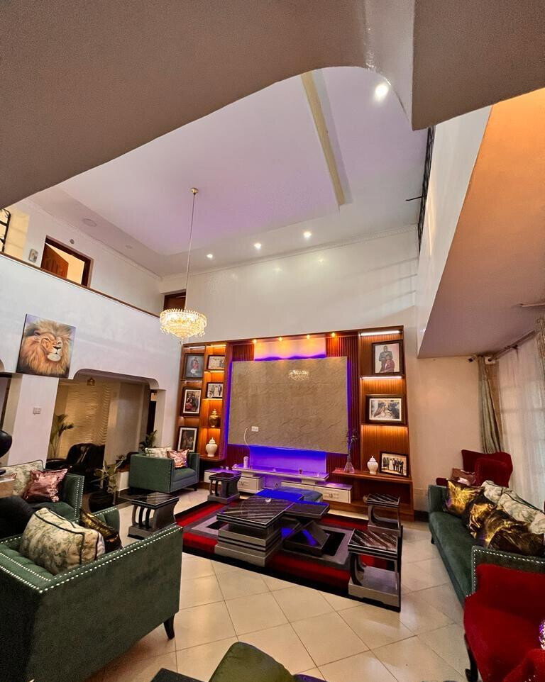 6-Bedroom All-Ensuite Townhouse with DSQ & Office - Chuna, Kitengela