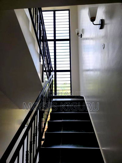 4bdrm Maisonette in Mugutha Estate, Ruiru for sale - Image 13