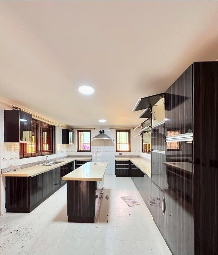 5BR House with Garden at KSh 300K