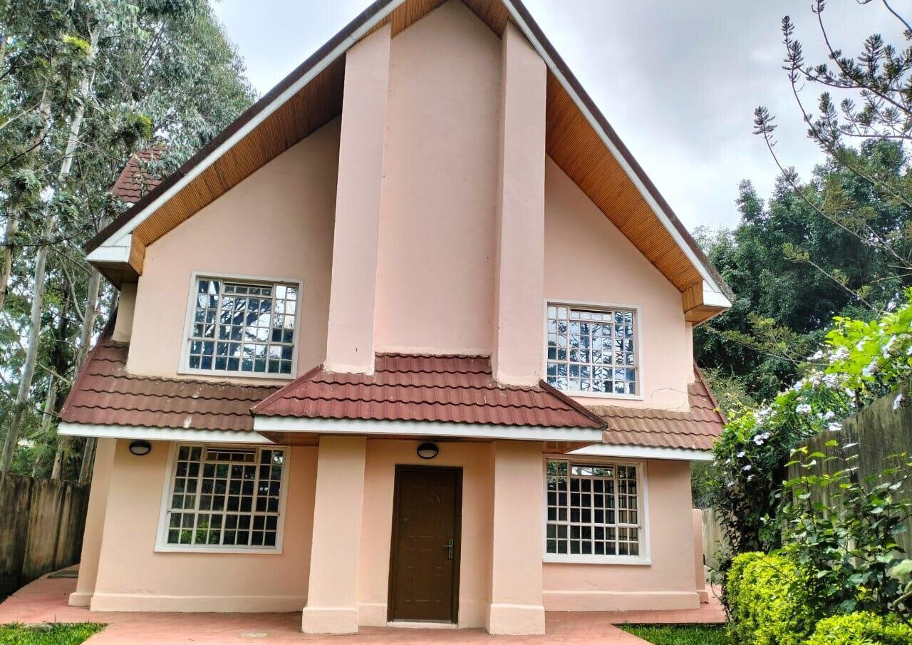 5-Ensuite Townhouse with Borehole & Backup Generator - Lavington
