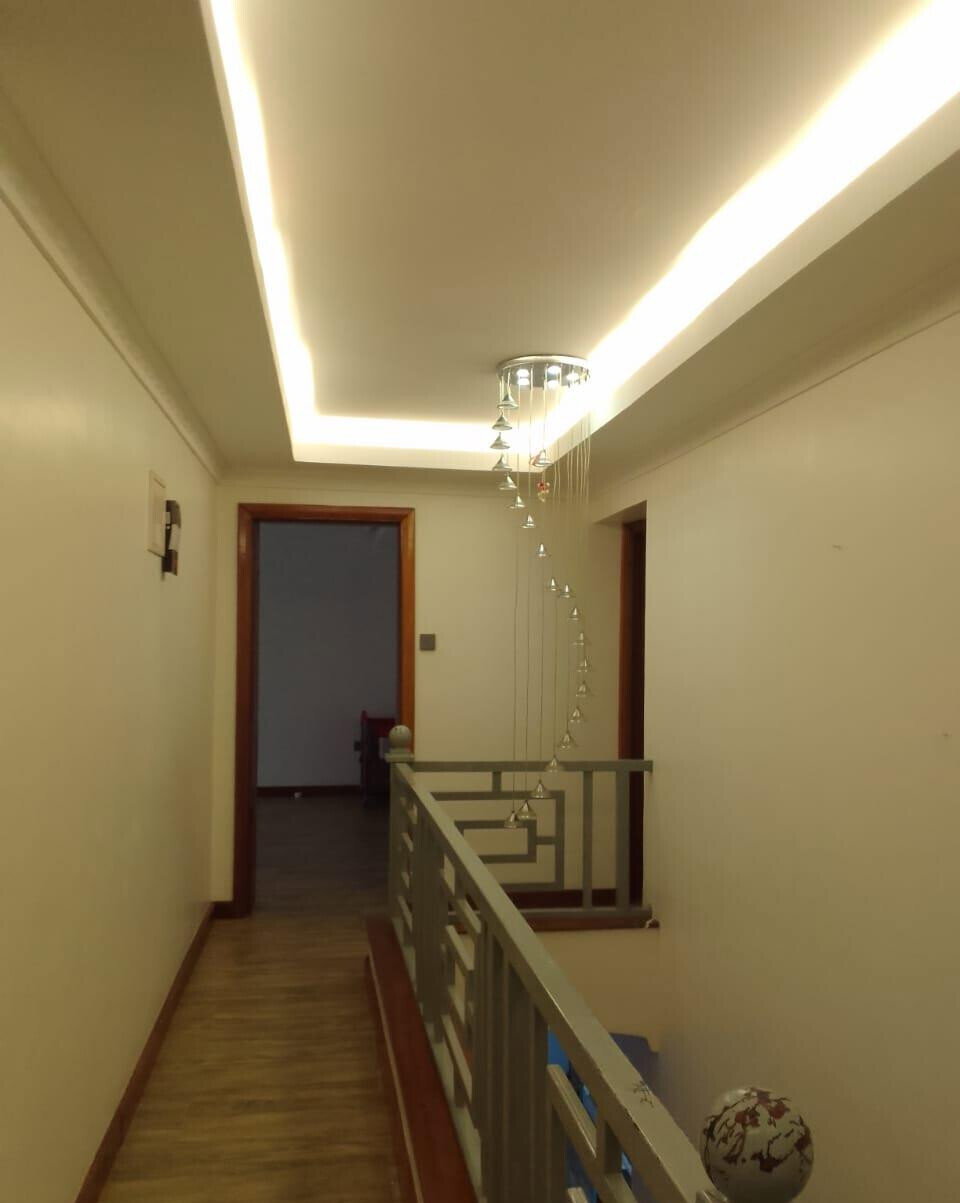 6-Ensuite Townhouse with Ground-Floor Master – Karen