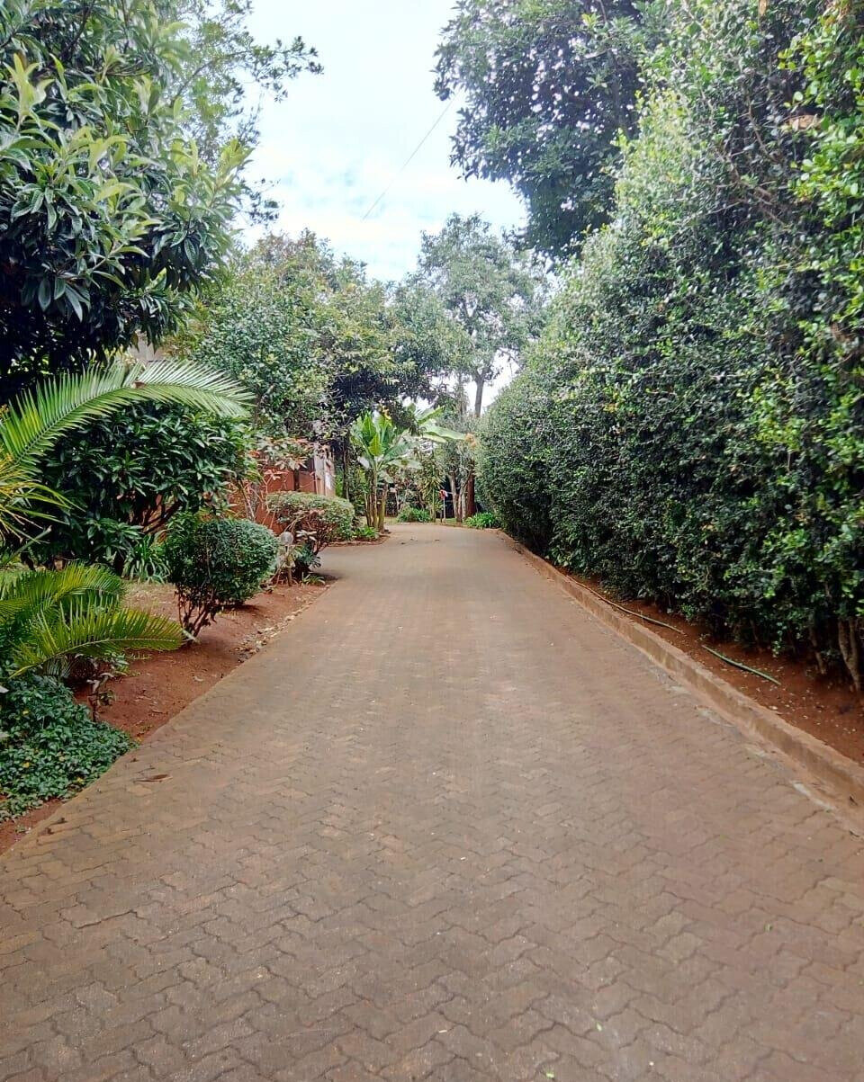 5BR Double-Storey Home on Half-Acre Garden - Loresho