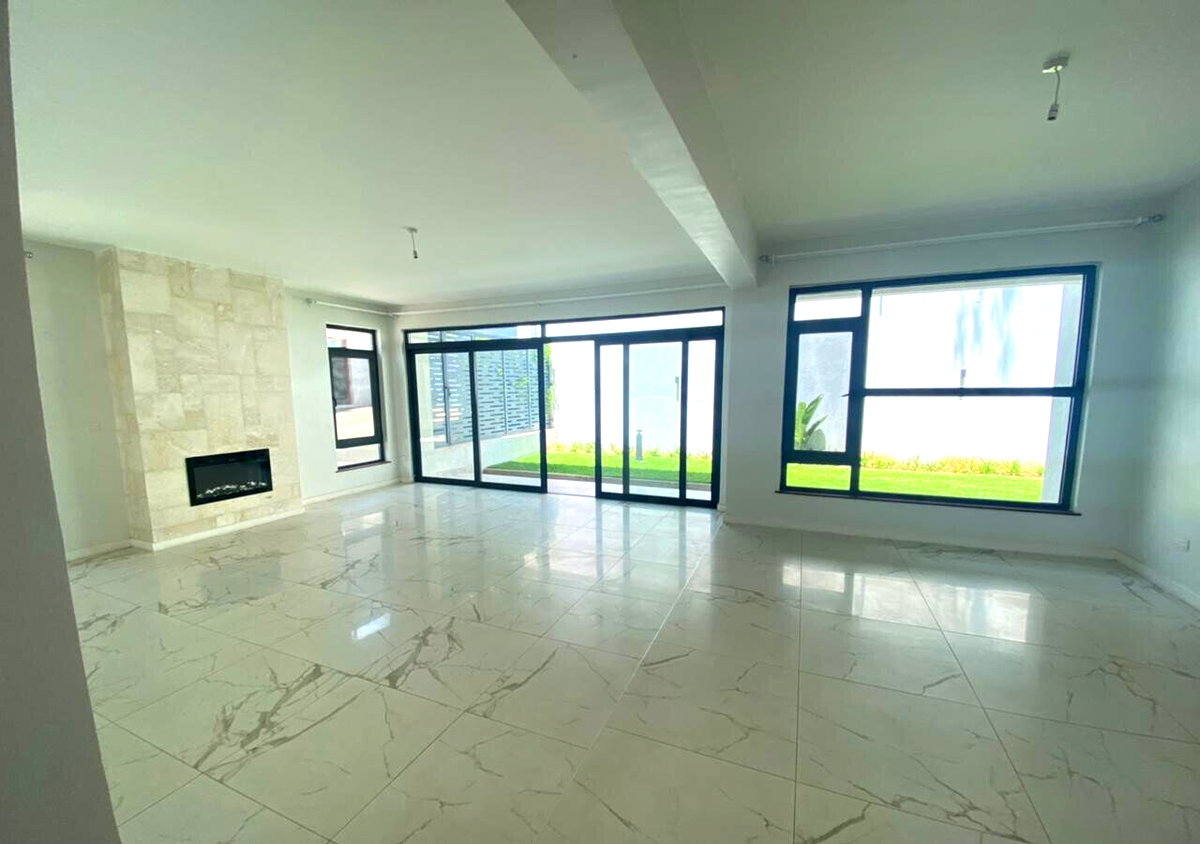 Executive 5-Ensuite Townhouse with Rooftop Terrace - Lavington