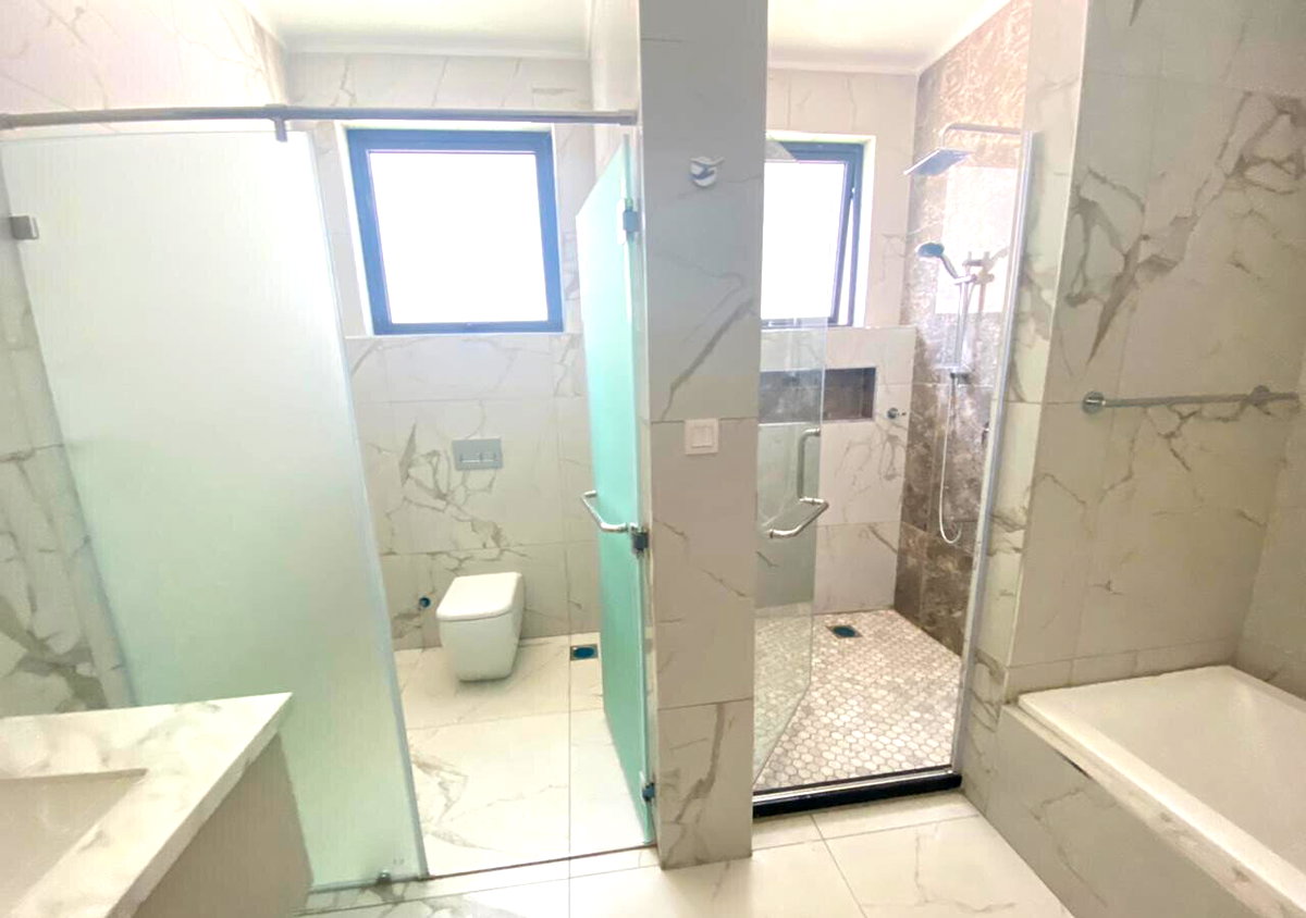 Executive 5-Ensuite Townhouse with Rooftop Terrace - Lavington