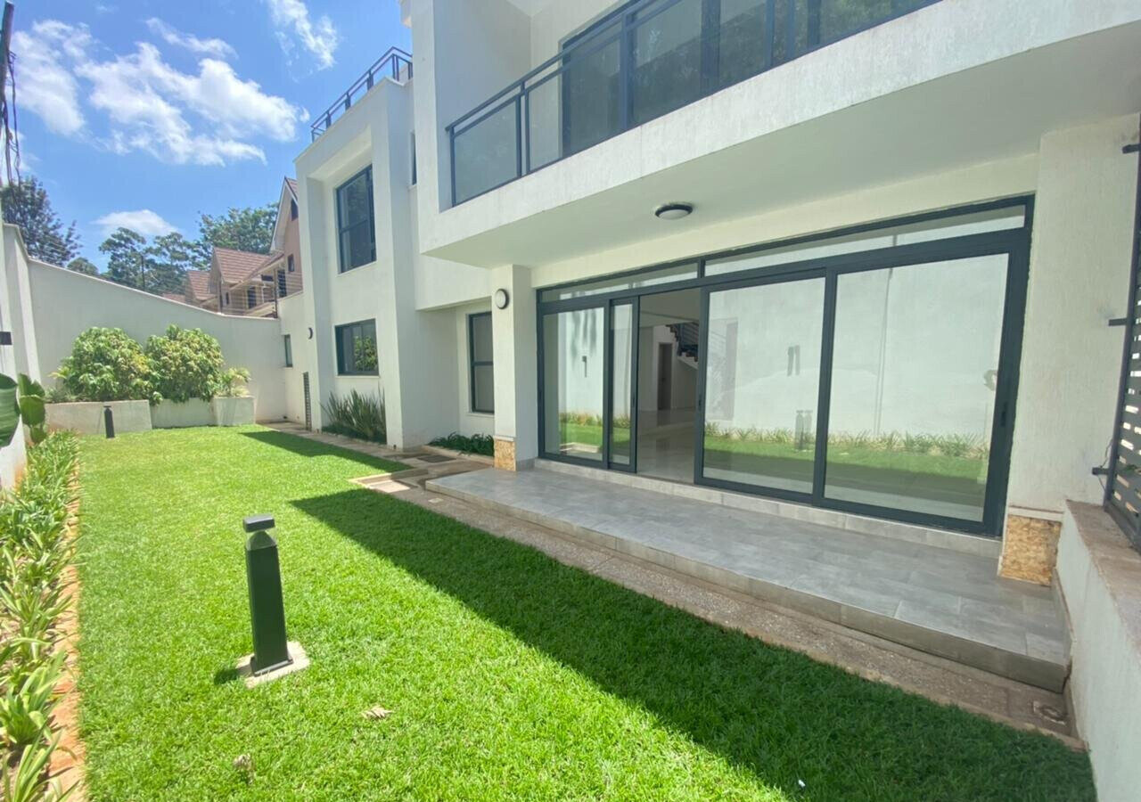 Executive 5-Ensuite Townhouse with Rooftop Terrace - Lavington